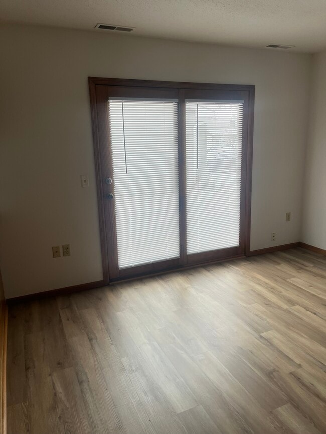 Building Photo - 1222 Mark Ave