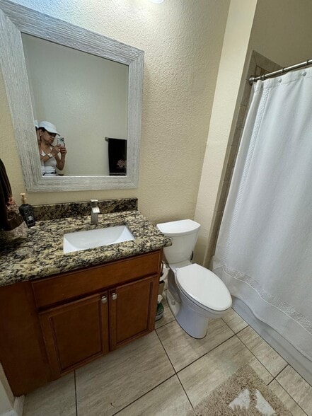 Bathroom #2 - 114 Vista Verdi Cir