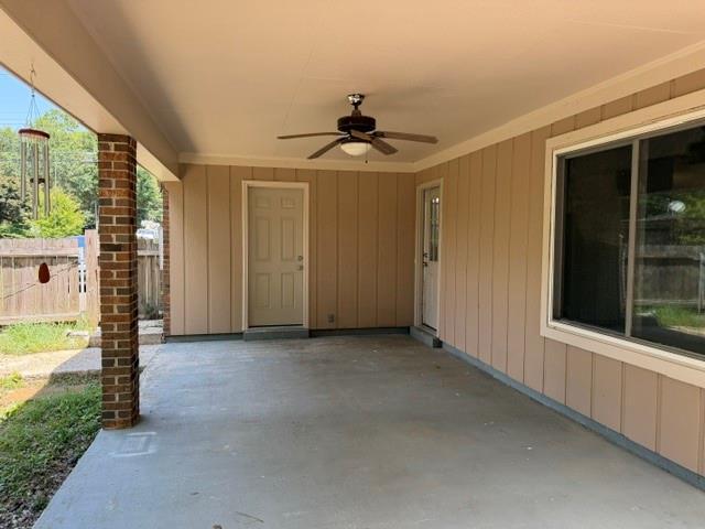 Building Photo - 950 Abilene Dr W