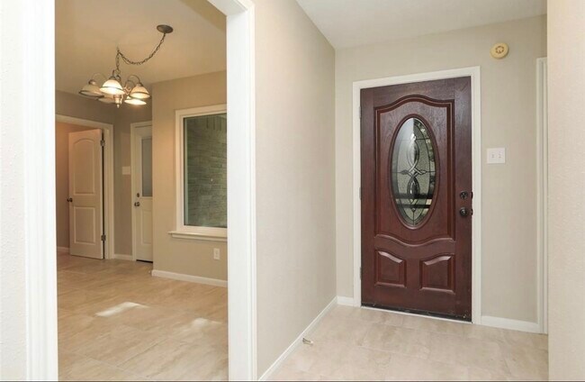 Building Photo - 3134 Sedgeborough Dr