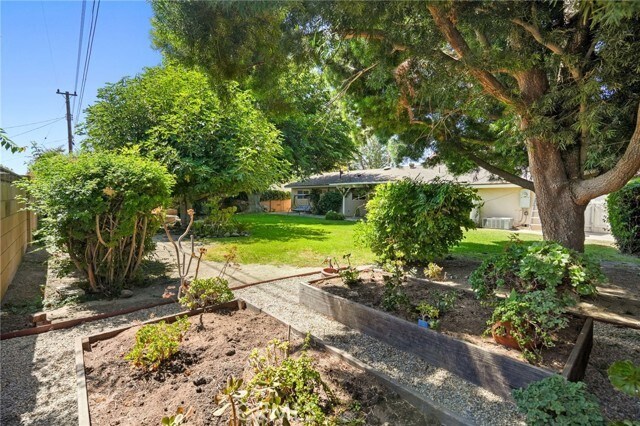 Building Photo - 3534 Hearst Dr