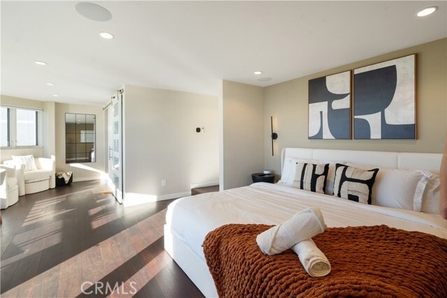 Building Photo - 2192 Crestview Dr