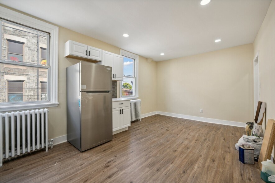 Building Photo - 2548 N 27th St