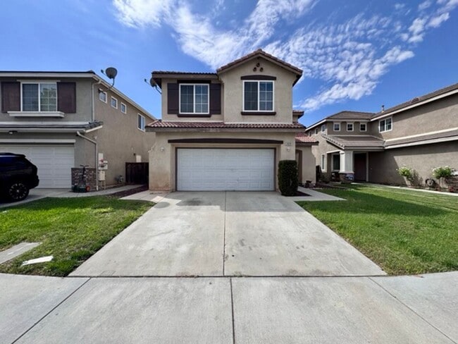 Primary Photo - 4 Bedroom Menifee home on Menifee Lakes Go...
