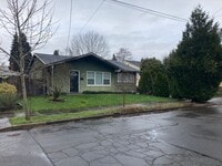 Building Photo - Charming Bungalow in Roselawn – Available ...