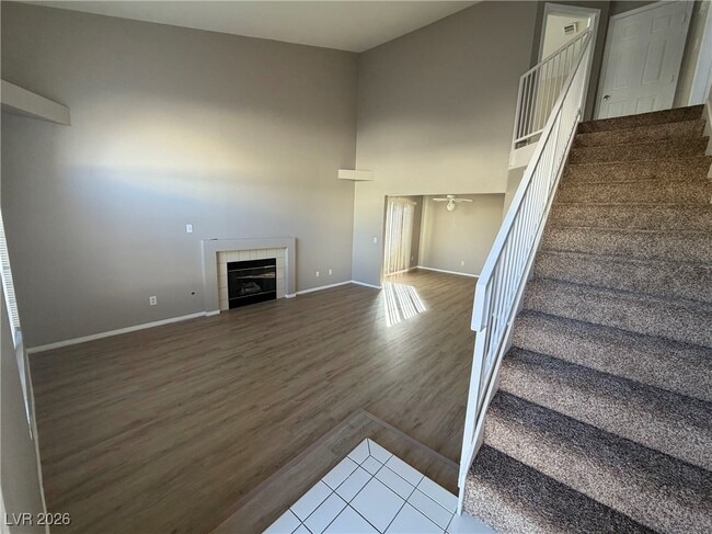 Building Photo - 8425 Blazing Sun Ave