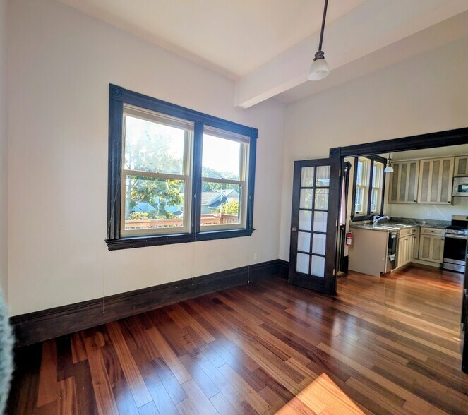 Building Photo - 1418 67th St