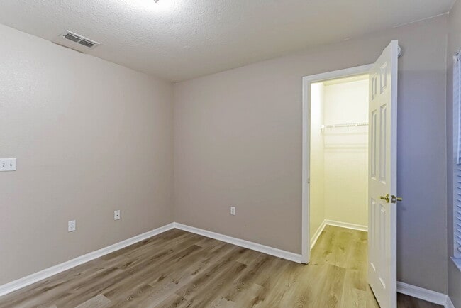 Building Photo - 3539 Towne Park Blvd