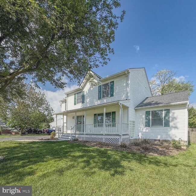 Building Photo - 3910 Red Leaf Ct