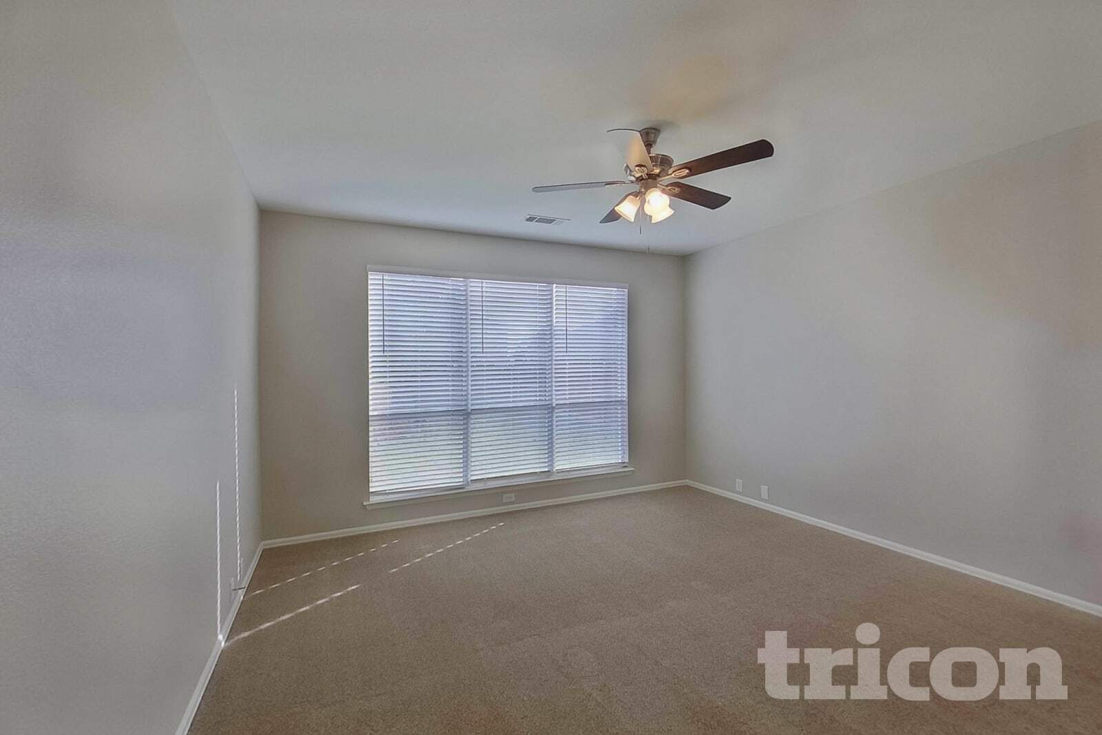 Building Photo - 2811 S Serrano