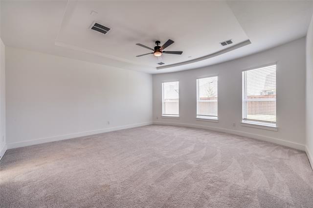 Building Photo - 501 Silbury St