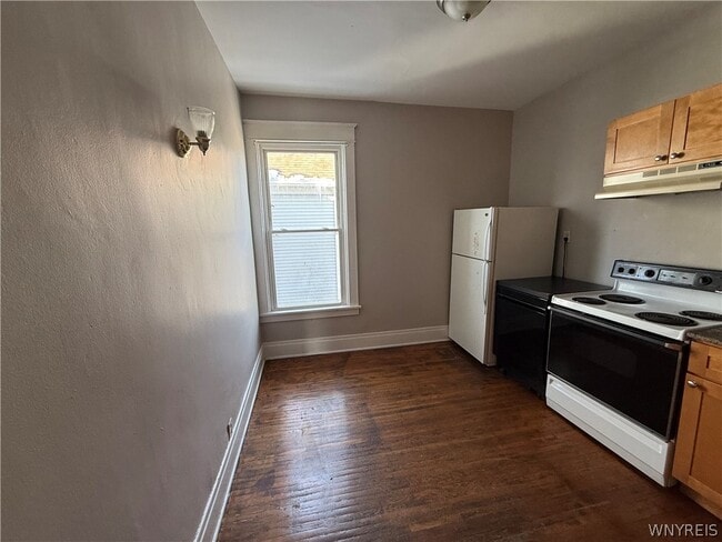 Building Photo - 319 Bryant St