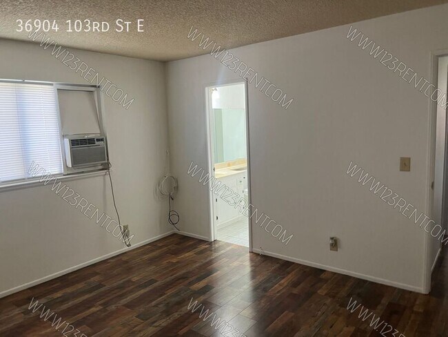 Building Photo - 36904 103rd St E