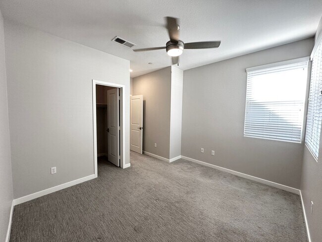 Building Photo - 775 Trunorth Cir