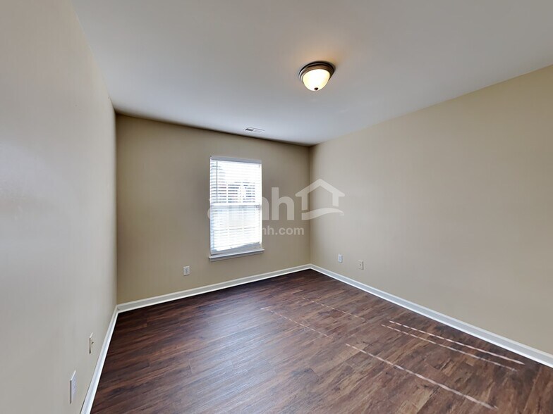 Building Photo - 7036 Spanglers Spring Way