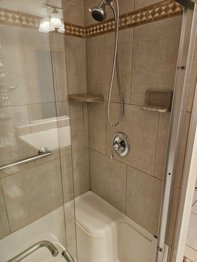 Building Photo - Laguna Nuevo Upstairs Condo in a Riverfront Community