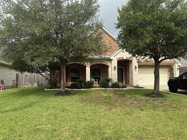 Primary Photo - 21511 Avalon Queen Dr