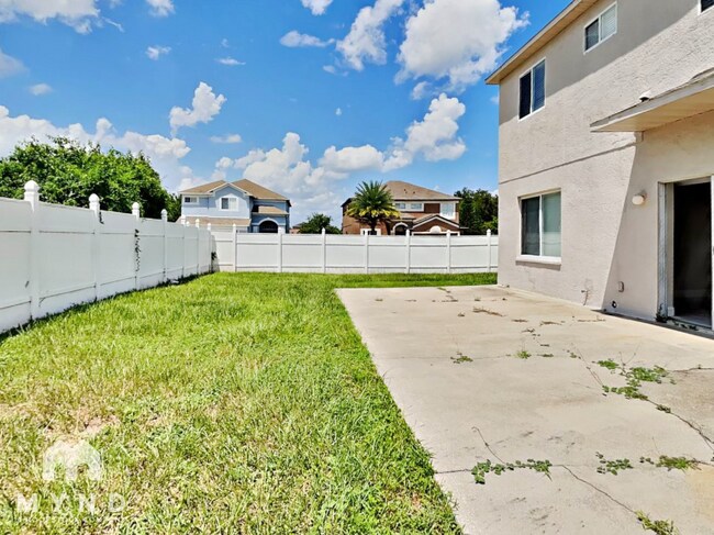 Building Photo - 12843 Longcrest Dr