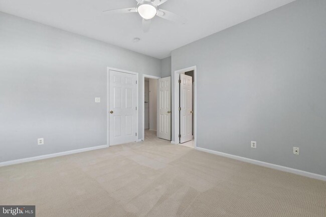 Building Photo - 351 Livermore Ln