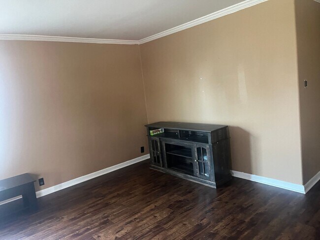 Building Photo - Charming 3BR House in Baton Rouge