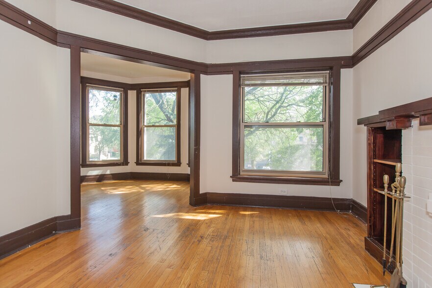Building Photo - 2468 N Orchard St