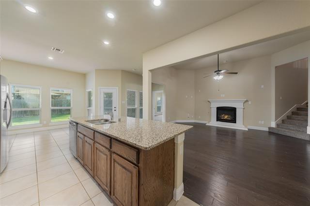 Building Photo - 10520 Love Ct