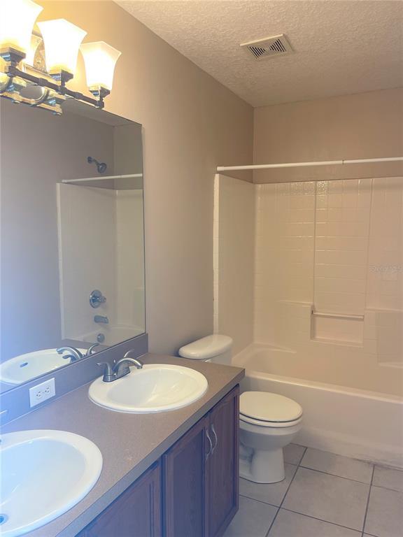 Building Photo - 7001 Cascade Ct
