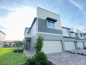 Building Photo - Luxury style townhome for rent in Winter Park