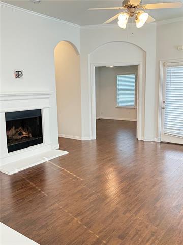 Building Photo - 8315 Summerset Dr