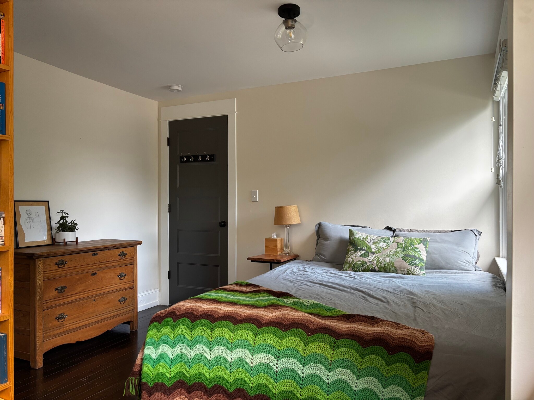interior-2nd floor: 3rd bedroom/office - 4244 Holmes St