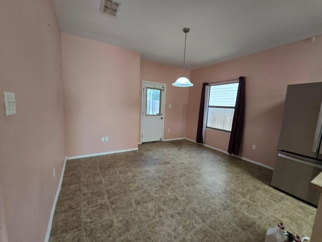 Building Photo - 5507 Marlin Dr