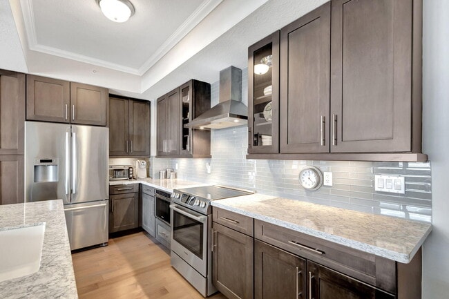 Building Photo - 444 Bay Colony Dr N