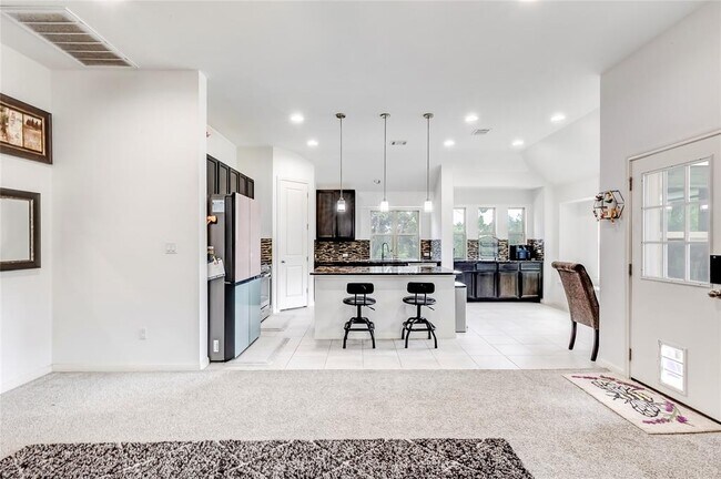Building Photo - 728 Marbella Vista Way