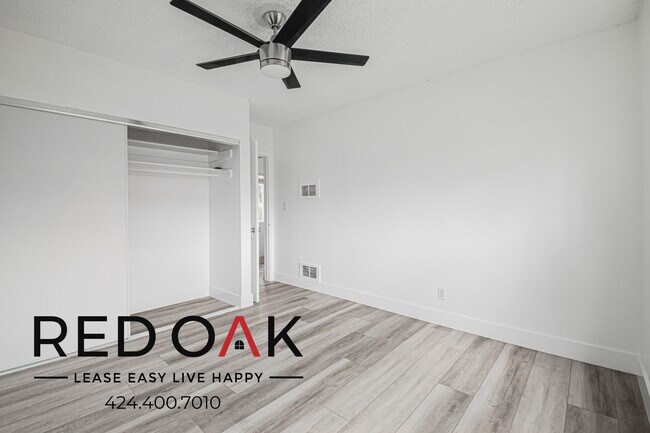 Building Photo - 630 N Cerritos Ave