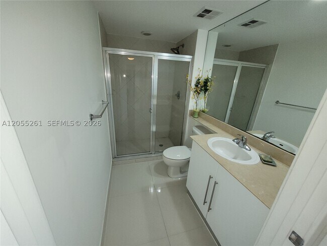 Building Photo - 325 S Biscayne Blvd