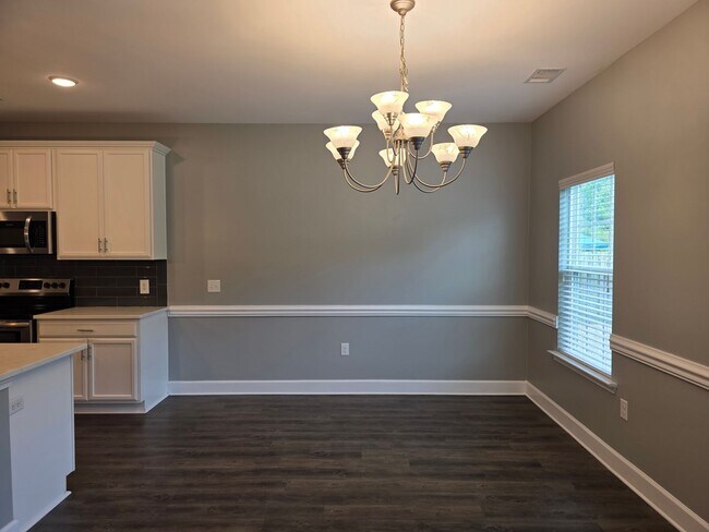Building Photo - Belmont Glen! Community Amenities! 4 bedrooms, 2.5 baths. Extended cover patio. RV parking. Addit...