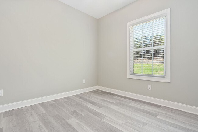 Building Photo - 2036 Downs Way