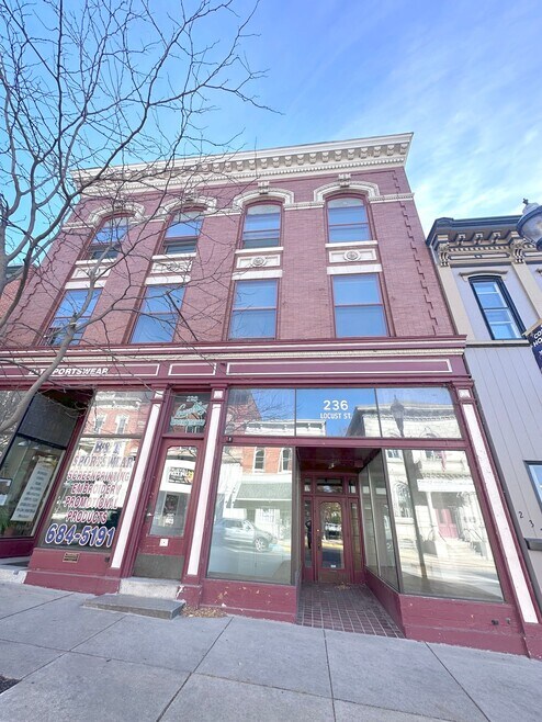 Building Photo - 234 Locust St