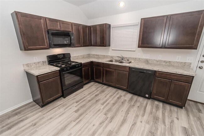 Building Photo - 202 Mouflon Dr