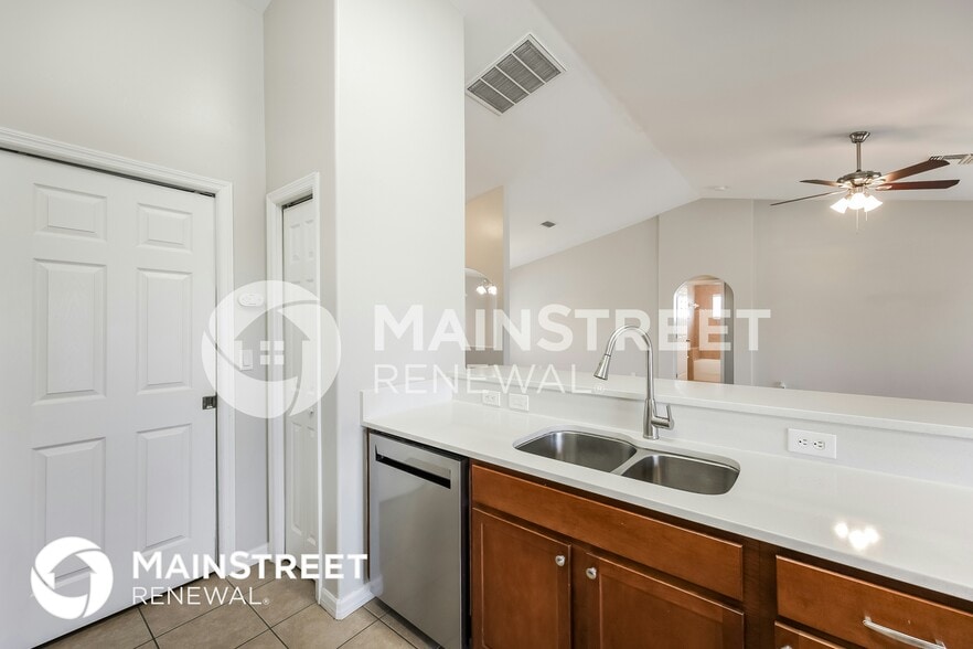 Building Photo - 2715 72nd St W