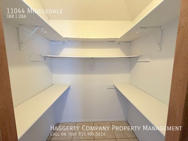 Building Photo - 11044 Middledale-