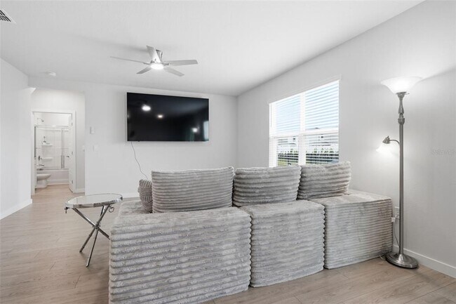 Building Photo - 18114 Wheathouse Pl