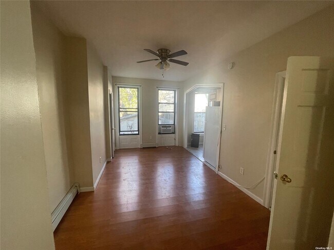 Building Photo - 447 51st St