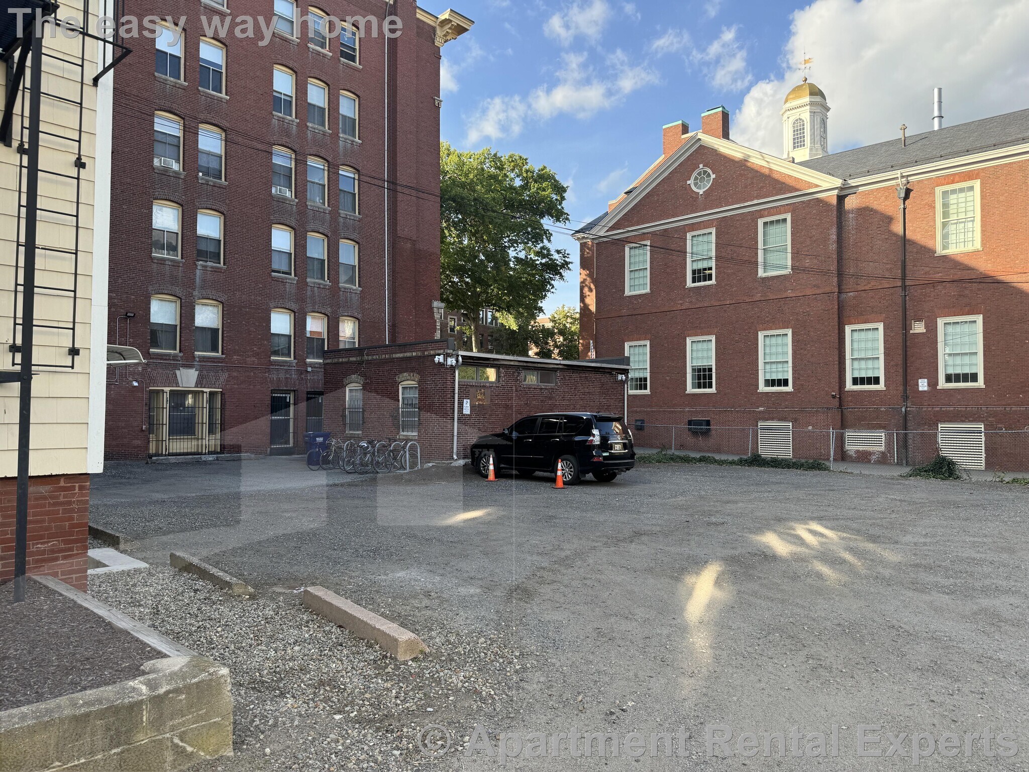 Building Photo - 381 Harvard St