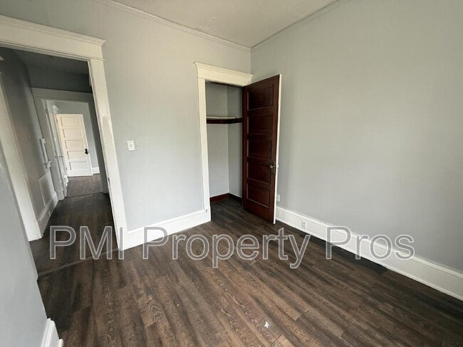 Building Photo - 2155 N 32nd St