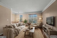 Building Photo - 735 Parev Way