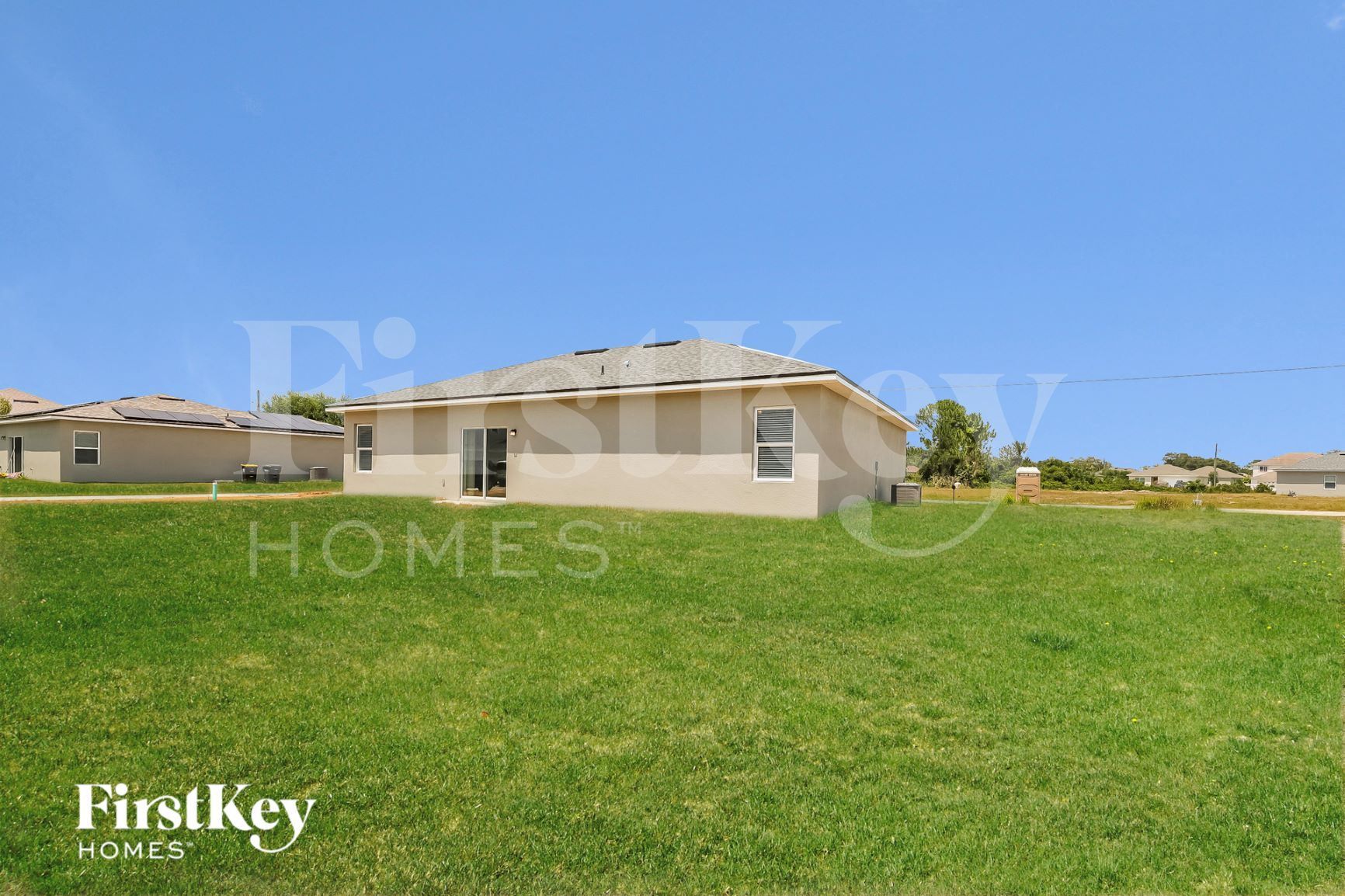 Building Photo - 650 Hudson Valley Dr