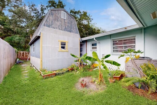 Building Photo - 4017 Audubon Dr