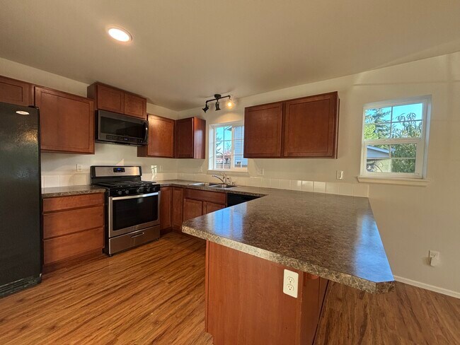 Building Photo - 7796 Kildare Loop NW