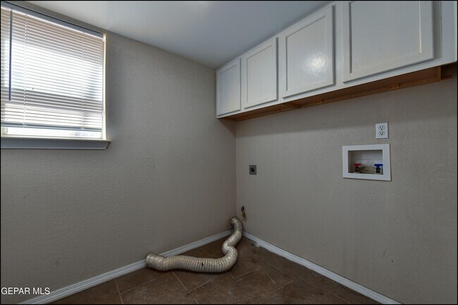 Building Photo - 10397 Carter Scott Pl